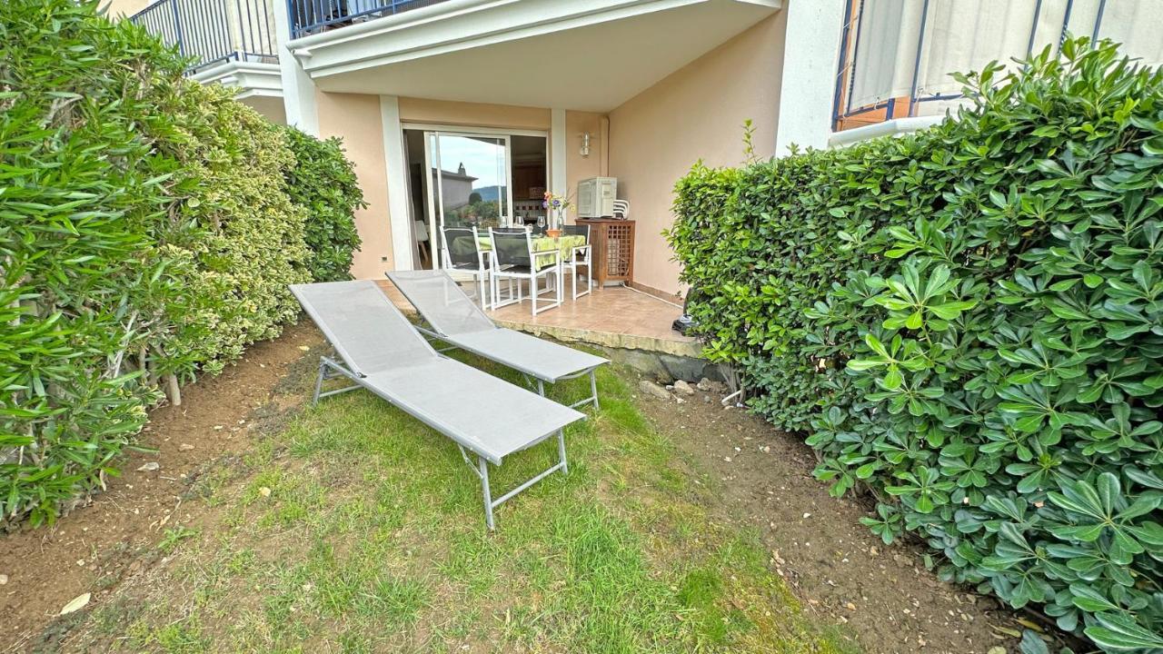 Appartement Les Pins Bleus A8 Sainte-Maxime Esterno foto