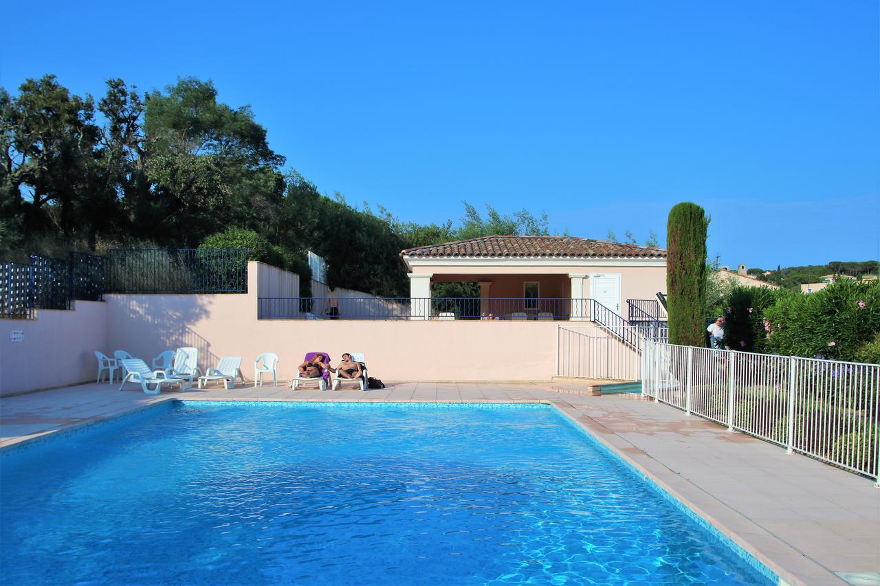 Appartement Les Pins Bleus A8 Sainte-Maxime Esterno foto